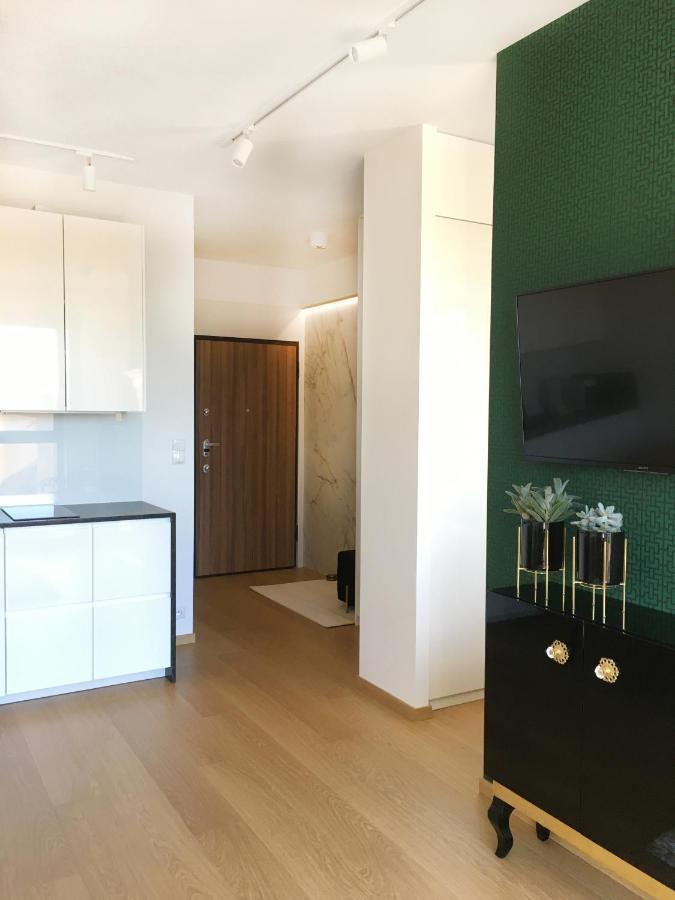 Green Apartment Gdansk Z Garazem Exterior photo
